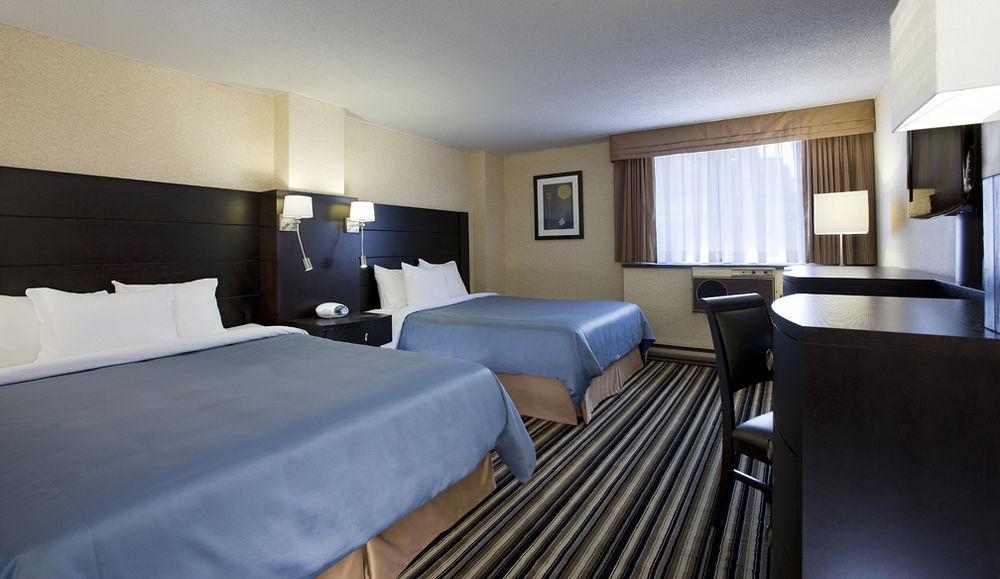 Fairfield Inn By Marriott Montreal Downtown Экстерьер фото