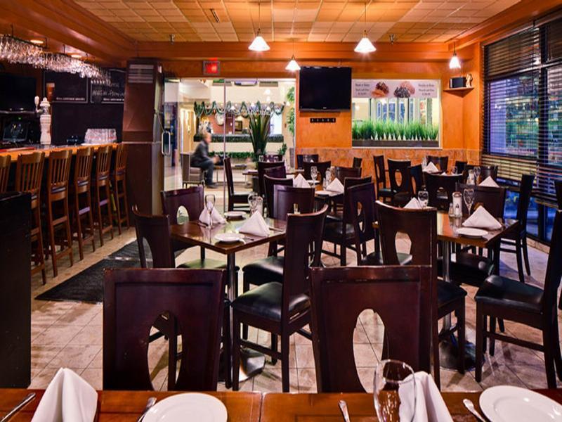 Fairfield Inn By Marriott Montreal Downtown Экстерьер фото